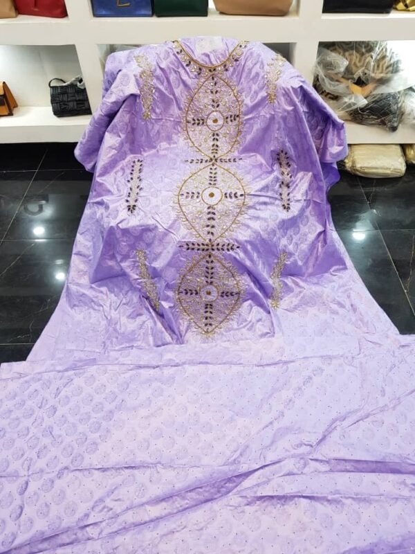 Bazin Perlé Dubaï Médaillons Brodés Lilas