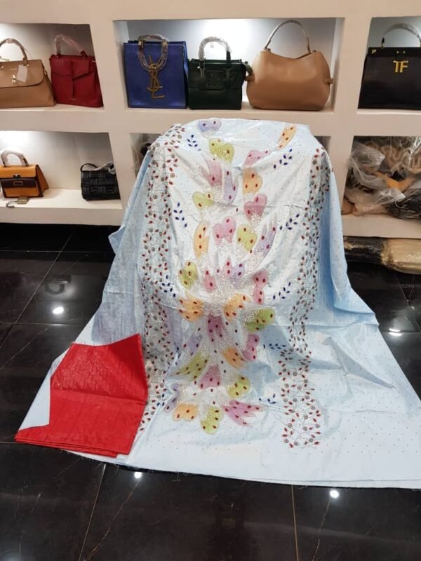 Bazin Perlé Dubaï Plumes Multicolores Blanc Pur