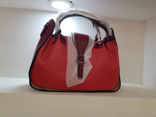 Sac avec boucle centrale